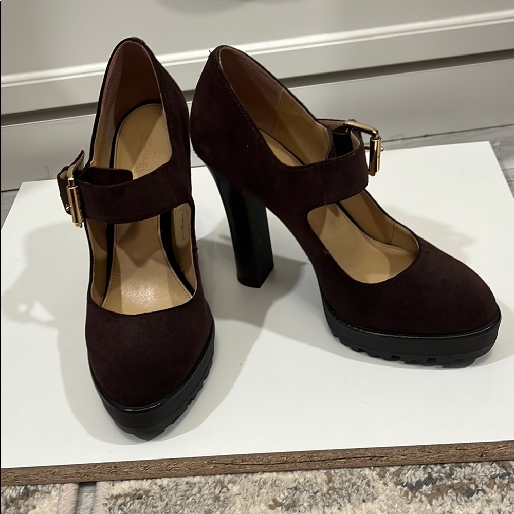 Michael Kors brown suede high heel Mary Jane w gold buckle size 8